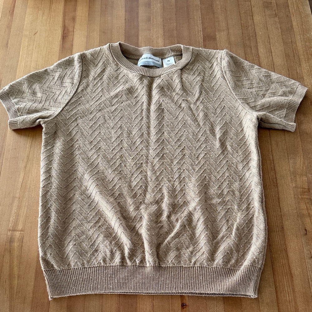 Alfred Dunner petite tan short sleeve sweater